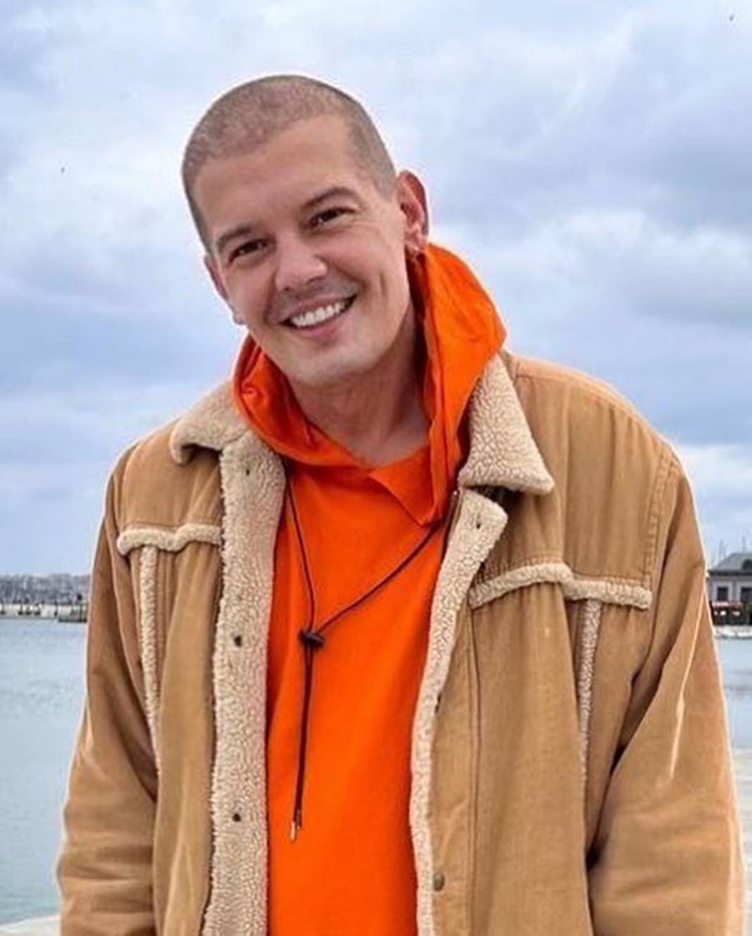 20 kilo veren Arda Kural'ın son hali hayranlarını şaşırttı! 2000'li yıllara döndü, 20'lik delikanlı oldu 8